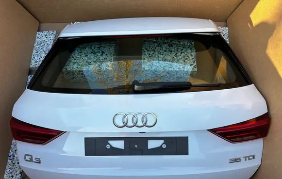 Tailgate/trunk/boot lid