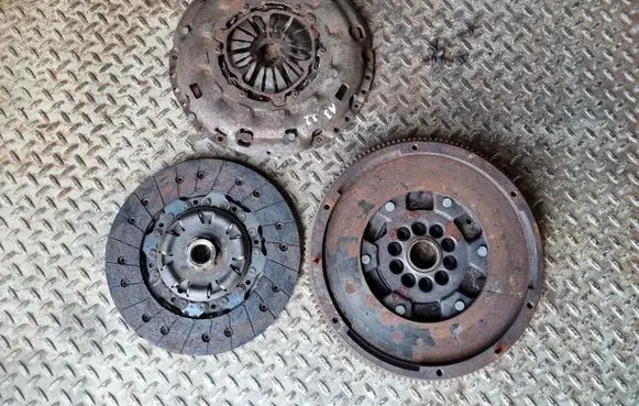 Audi A3 S3 8P Clutch set kit 022105266G 022111031S