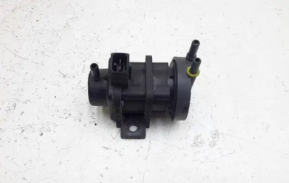 Opel Signum Turbo solenoid valve