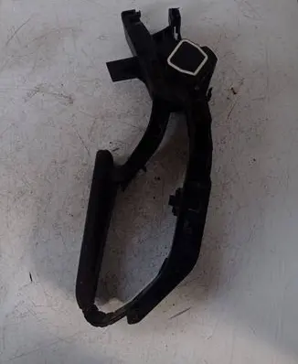 Mercedes-Benz C W203 Accelerator throttle pedal a2113000404