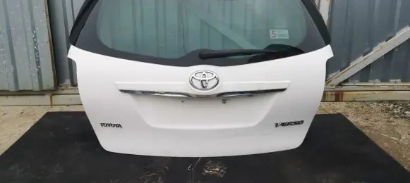 Toyota Verso-S Tailgate/trunk/boot lid