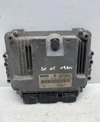 Renault Scenic II - Grand scenic II Engine control unit/module 0281011776 8200386508 8200391966