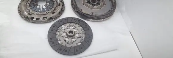 Skoda Yeti (5L) Clutch set kit 03L105266BS 03L141025K