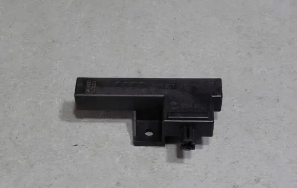 Audi A6 S6 C7 4G Keyless (KESSY) go control unit/module 8K0907247