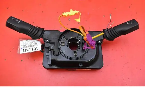 Opel Astra H Other switches/knobs/shifts 13198906XC