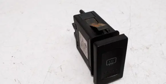 Volkswagen PASSAT B5.5 Windscreen/window heater switch 3B0959621C
