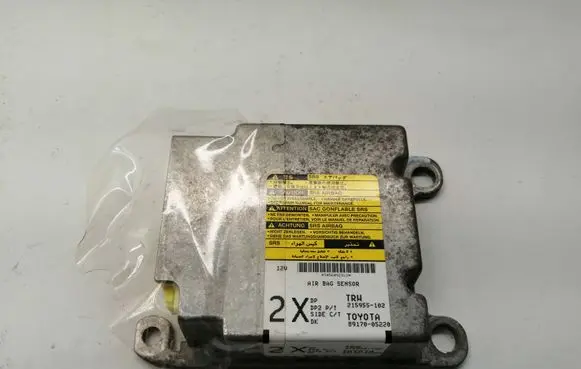 Toyota Avensis T250 Airbag control unit/module 8917005220 215955102