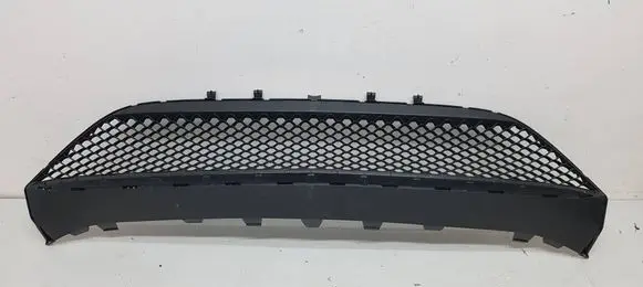 Mercedes-Benz V Class W447 Front bumper lower grill A4478861500 1800202 A4478851500