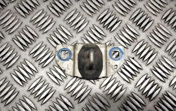 Mercedes-Benz ML W166 Trunk lock loop A1667400032
