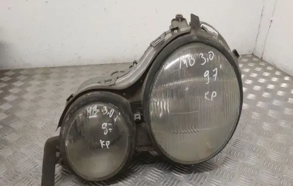 Mercedes-Benz E W210 Headlight/headlamp