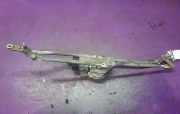 Front wiper linkage and motor