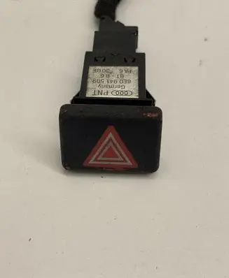 Audi A4 S4 B6 8E 8H Hazard light switch 8E0941509