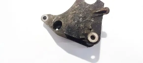 Opel Vectra C Engine mounting bracket 13112030