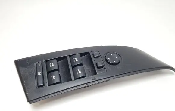 BMW M5 Electric window control switch 6951909