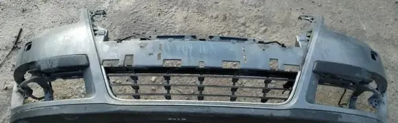 Volkswagen PASSAT B6 Front bumper pilkas