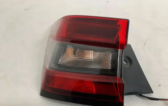 Nissan Juke II F16 Rear/tail lights 2VA01435201
