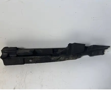 Volvo V60 Fender mounting bracket 31391775
