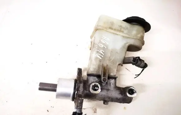 Saab 9-3 Ver2 Master brake cylinder 320670692 32067069-2