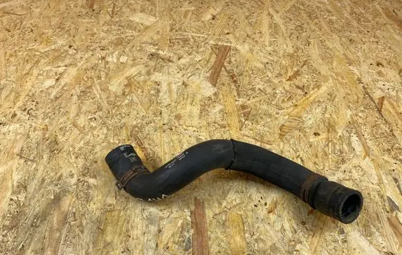 Opel Insignia B Engine coolant pipe/hose 13478744