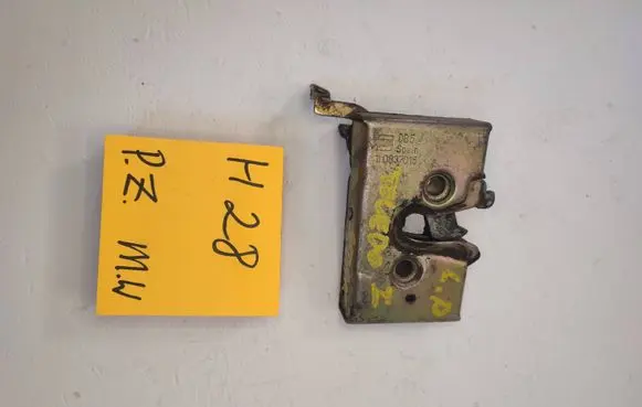 Seat Toledo I (1L) Front door lock 1L0837015