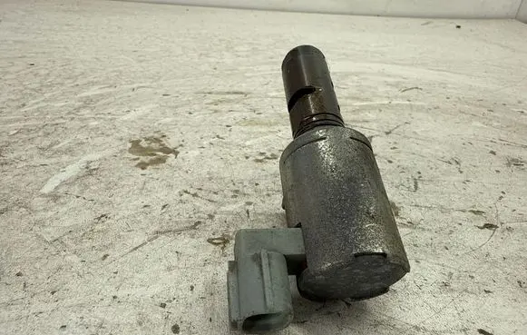 Ford Fusion II Camshaft vanos timing valve CN1G6L713AB
