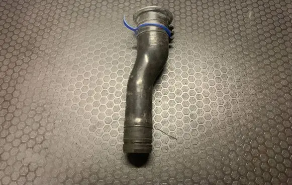 Volvo C70 Windshield washer fluid reservoir/tank 9178737