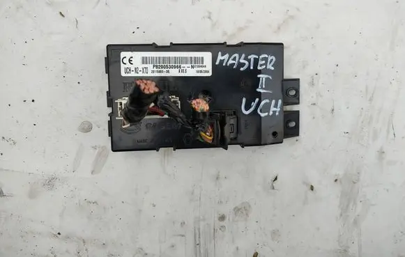 Renault Master II Engine control unit/module 800530966
