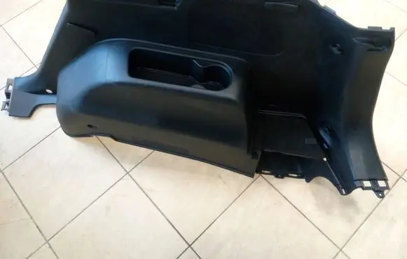 KIA Carens IV Trunk/boot side trim panel 85740A4500 NE69876