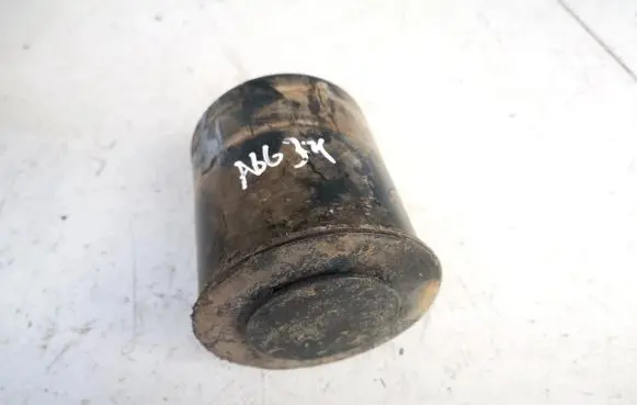 Active carbon filter fuel vapour canister