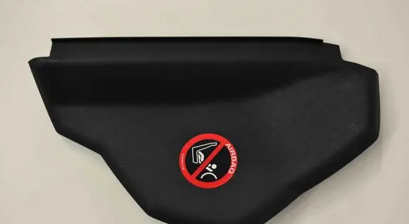 Mercedes-Benz E A207 Dashboard side end trim A2076800389