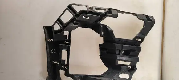 Volkswagen Golf VII Front bumper mounting bracket 5G0807724P