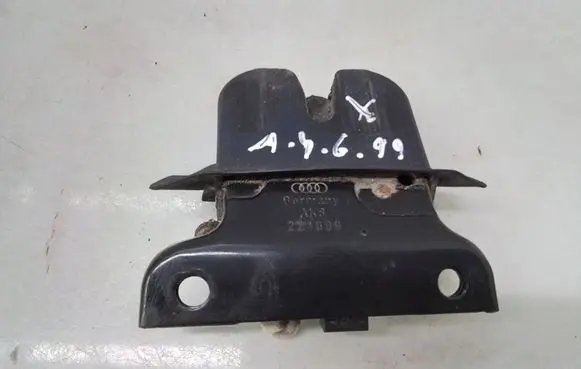Audi A6 S6 C5 4B Tailgate/trunk/boot lock/catch/latch 221099