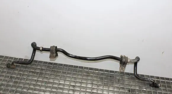 Nissan Juke I F15 Front anti-roll bar/sway bar