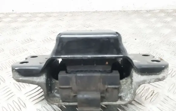 Volkswagen Touran I Engine mount bracket 1K0199555Q