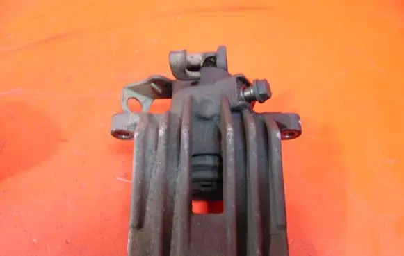 Skoda Octavia Mk1 (1U) Rear brake caliper