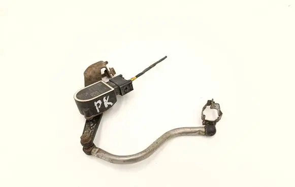 BMW 3 F30 F35 F31 Headlight/headlamp level sensor 6860843 8384668 6797816