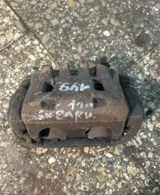 Subaru Outback Front brake caliper