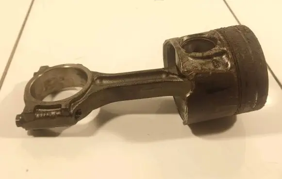 Renault Trafic III (X82) Piston 080340