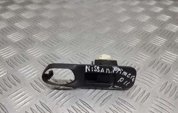 Nissan Primera Electric window control switch 80963F000