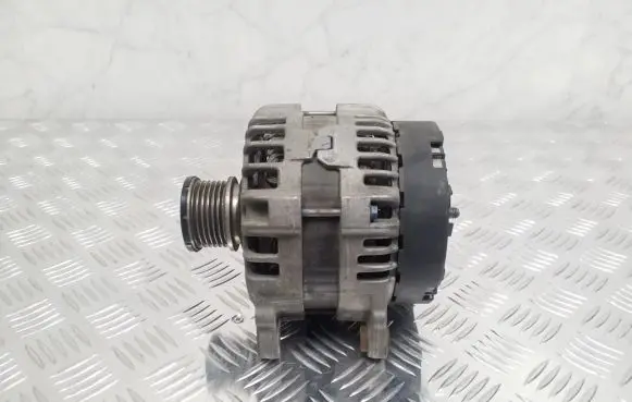Audi A4 S4 B8 8K Generator/alternator 03L903017