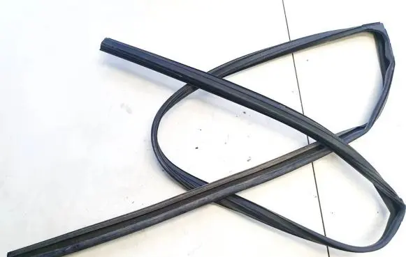 Toyota Corolla E160 E170 Rubber seal rear door 