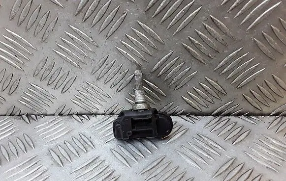 Opel Zafira C Tire pressure sensor 13581560