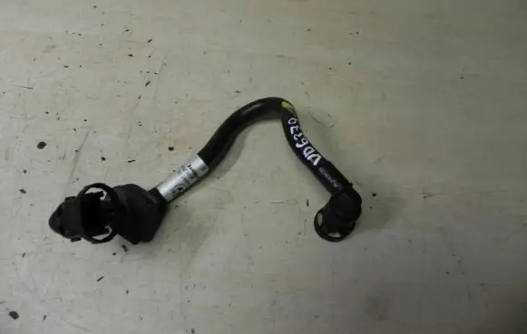 BMW 4 F32 F33 Engine coolant pipe/hose 7602047 VD6379