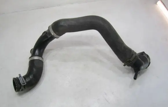 Volkswagen PASSAT B7 Engine coolant pipe/hose 3C0121087A