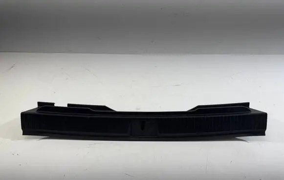 Volkswagen PASSAT B8 Trunk/boot sill cover protection 3G9863459