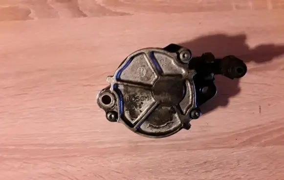 Vacuum pump