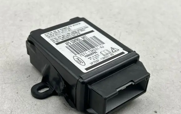 Ford Mondeo MK IV Light module LCM 7S7113K031AJ Y9Q00KPBG VP7EKF13K031A0