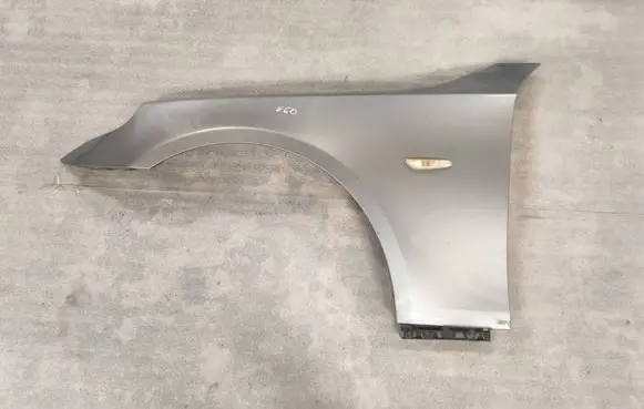 BMW 5 E60 E61 Fender