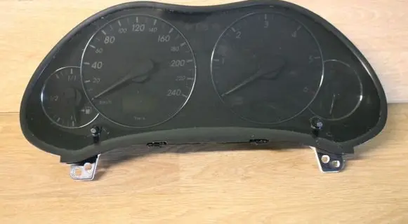 Toyota Avensis T250 Speedometer (instrument cluster) 8380005630H