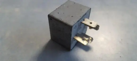 Volkswagen Golf IV Other relay 141951253B